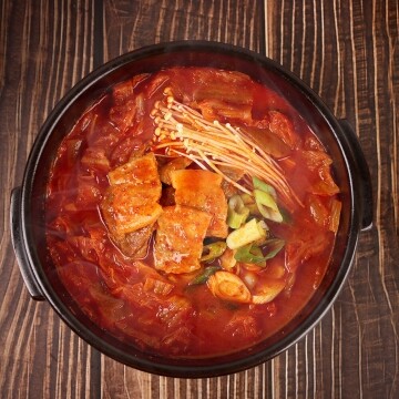 [끓임의미학] 묵은지 통큰삼겹김치찌개 400g x 3팩